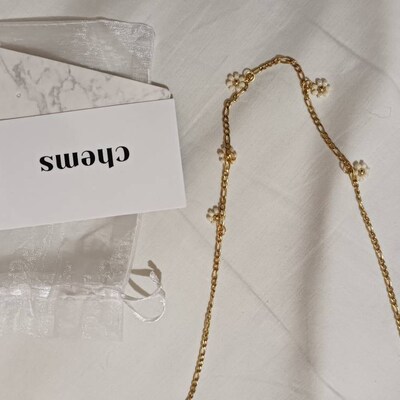 Cherry pearl necklace gold