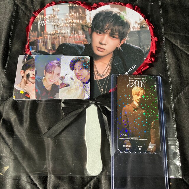 Enhypen Heeseung Photo KPOP Picket / Fan With Ruffles - Etsy