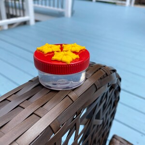 NEW Flower Single Hum-button™ With Lovely Window Spiral Holder Mini ...