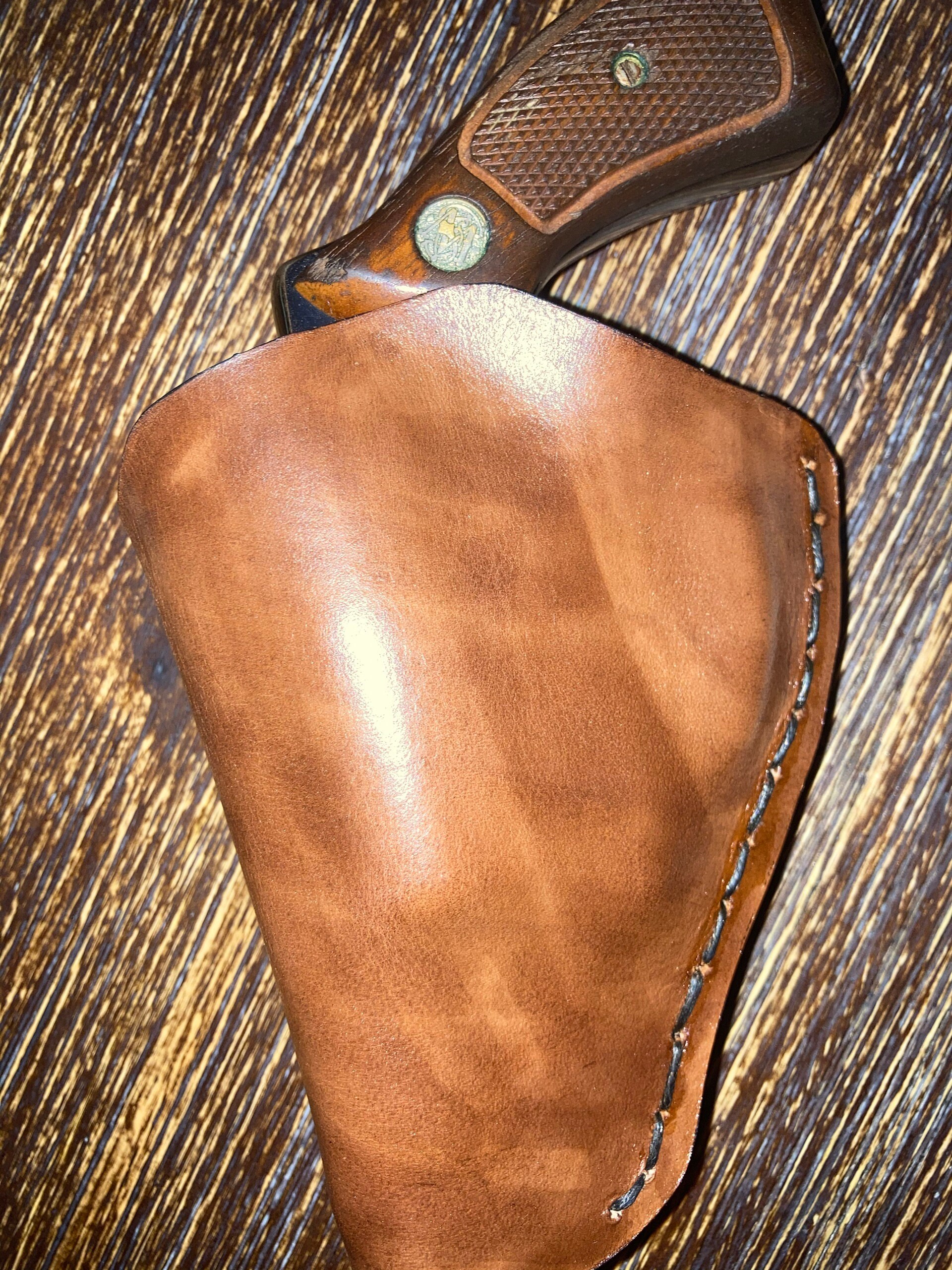 Smith & Wesson Leather Holster, J Frame Brown Concealed or Open Carry with Belt Clip, Right or Left Handed