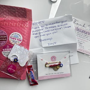 Jailene added a photo of their purchase