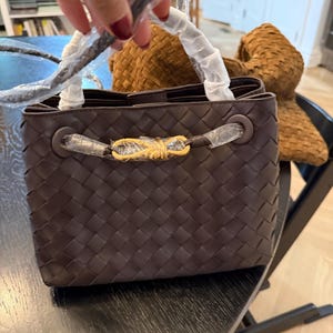 Anisha hat ein Foto des gekauften Artikels hinzugefügt