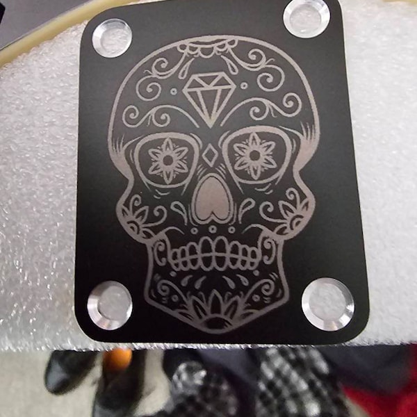 Alnicov Guitar Neck Plate Engraved Animal Head Pattern - Zinc Alloy Neck Plate For Electric Guitars With Screws