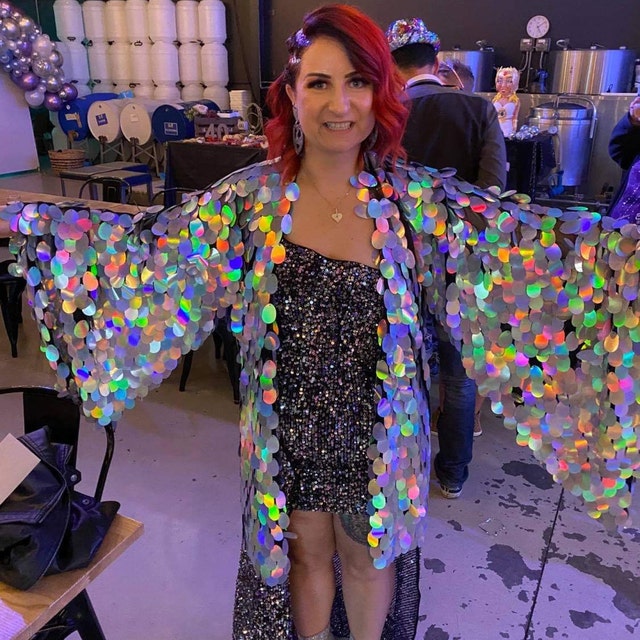 ジャムジャム　Hollow 衣装 Holographic Silver Rainbow Sequin Kimono ⎪ Long Wizard Bell