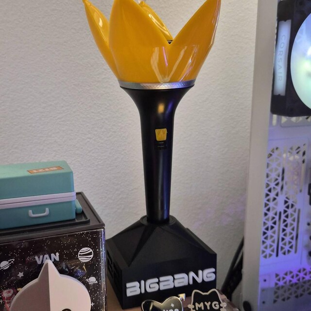 Bigbang Lightstick Stand Holder VIP | Peaceminusone | G-dragon