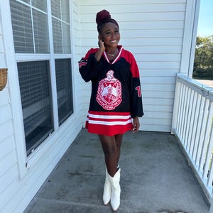 Makayla added a photo of their purchase