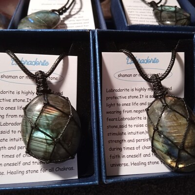 Ciondola In Labradorite Naturale &ndash; Collana Con Pietra Curativa &ndash; Gioiello Artigianale