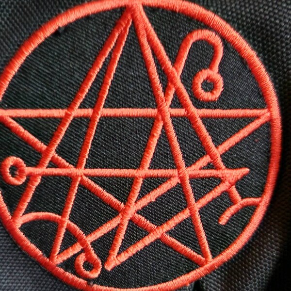 AUFNÄHER -ODINSKOPF- BACKPATCH Brustpatch Patch Wikinger Helm Odin Thor