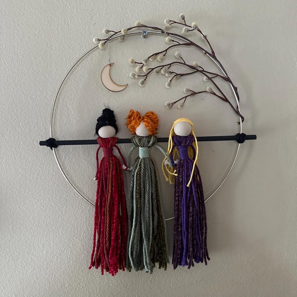 Macrame Hocus Pocus Hocus Pocus Wall Decor, Halloween Witch Decor, Sanderson Sisters Wreath ...