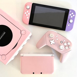 Custom Joy-con Nintendo Switch Controllers Pink and Purple