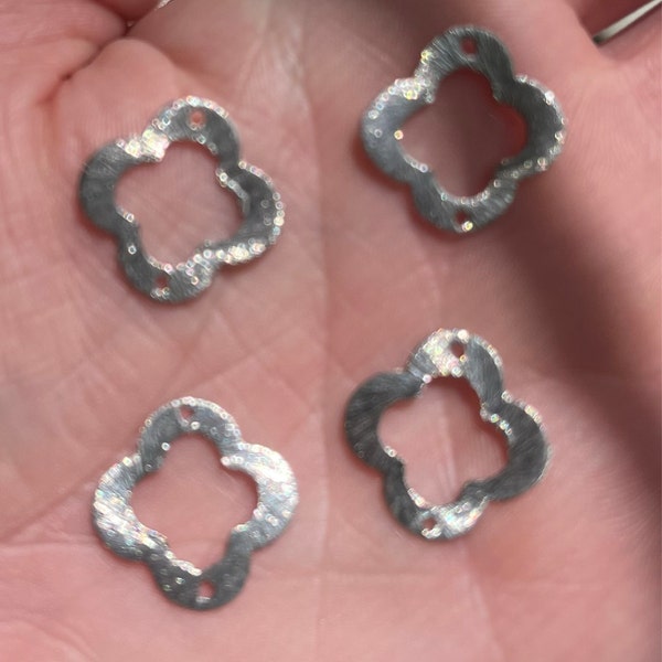 VB&Co. Quatrefoil Clover Layering Necklace main image 0