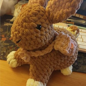 ハニーバニーのリアルなウサギのかぎ針編みパターン・編みぐるみの
