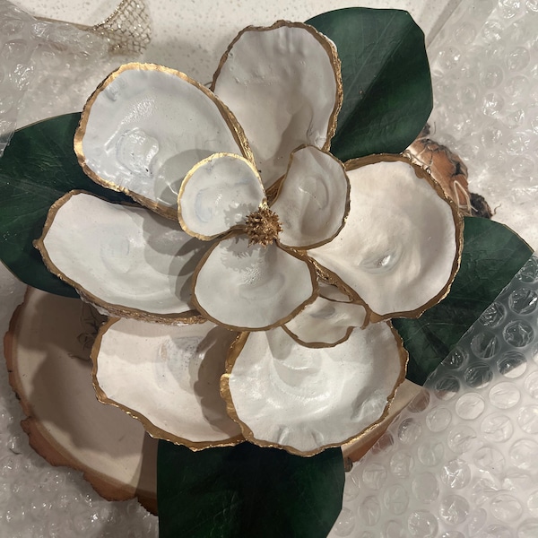 Magnolia Natural Oyster Shell Wreath - Etsy
