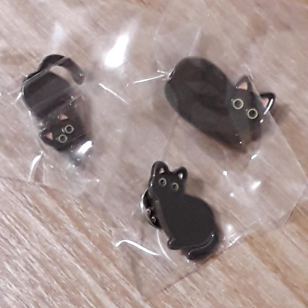 Cute Black Cat Enamel Pin For Women Men Bottled Menace Evil Black Cat Brooch Pins Lapel Badge Pins For Backpack Bag Jewelry