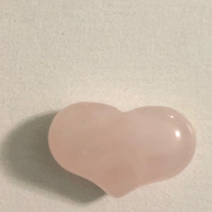 Rose Quartz Puffy Stone Shaped Heart K100 photo
