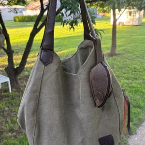 Elle added a photo of their purchase