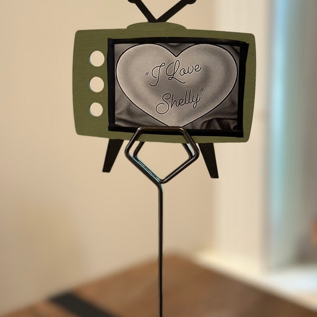 30 Pack Unfinished Wood TV Cutouts - 4 Inch Wooden Television Shapes For Crafts, Painting, Ornaments, Gift Tags, Party Decor