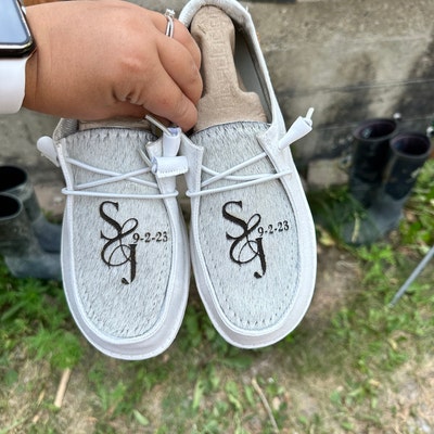 custom wedding hey dudes