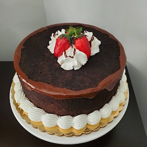 sepecial red white and blue 4th of july cake