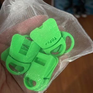 Lesli added a photo of their purchase