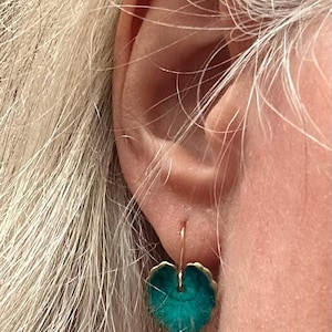 Mary added a photo of their purchase