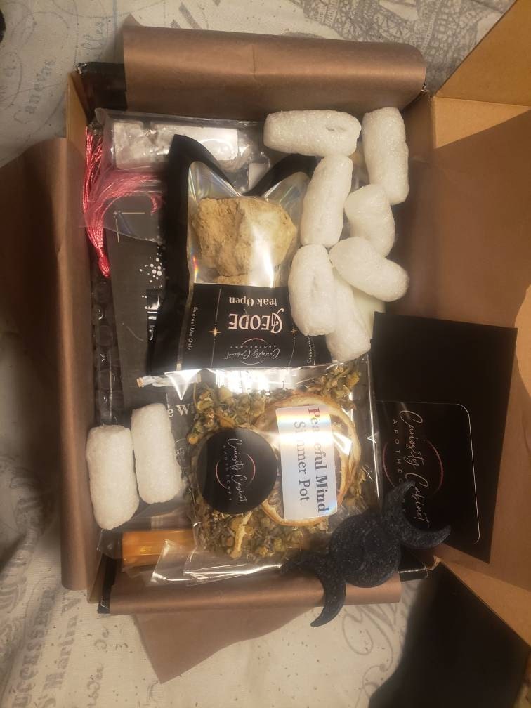 Large Witchcraft Mystery Box Gift Set - Surprise Witchcraft DIY Occult - Blind Date with a Witch - Witchy Gifts - Boo Basket