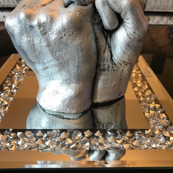 DIY Family Hand Casting Kit Gift Create a 3D Keepsake Holding Hands ...