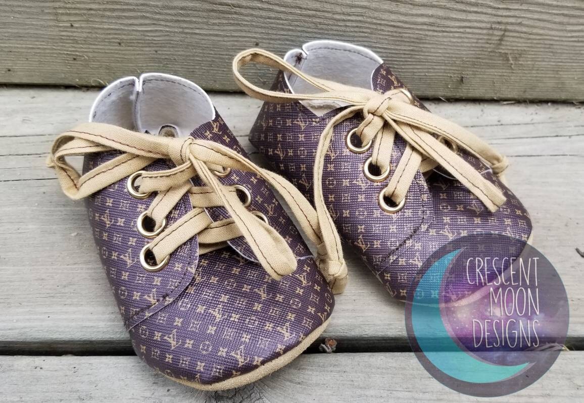 iThinksew - Patterns and More - Kaley Baby Sneakers PDF Pattern