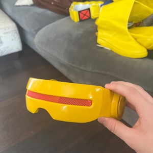 Taylor added a photo of their purchase