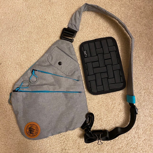 KODAK■Essential Medium Sling Bag■送料込 エッセンシャルミディアムスリングバッグ【BLACK】 - KODAK | 60