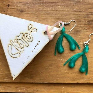 Émilie added a photo of their purchase