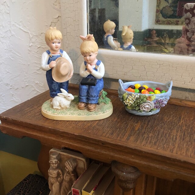 Selling Vintage Figurines Mostly Homco Items By Vintagestormyc