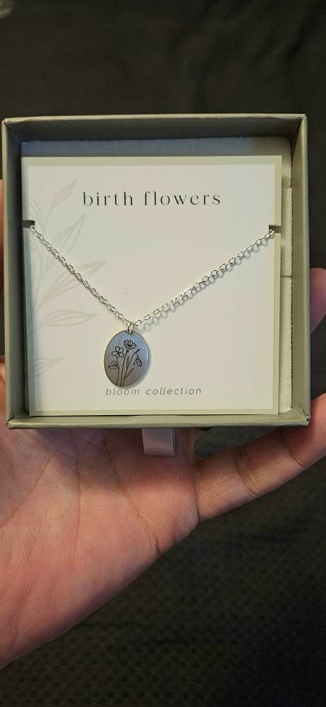 Multi Birth Flower Necklace • Flower Necklace • Floral Pendant Necklace • Mother&#39;s Day Gift • Gift for Mom • Flower Birth Month Oval BFL
