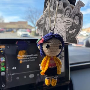 Victoria added a photo of their purchase