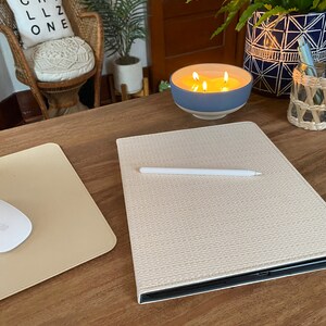 Light Beige Leather iPad Case iPad Pro 2022/2021 Case iPad Air 5 4 3 Light Beige Leather iPad Case iPad Pro 2022/2021 Case iPad Air 5 4 3