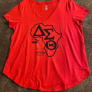 Jolie added a photo of their purchase