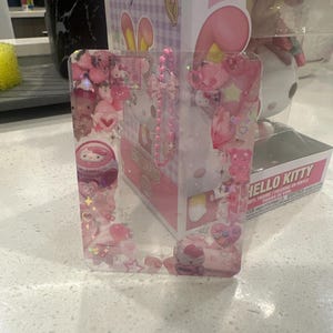 Anahi added a photo of their purchase