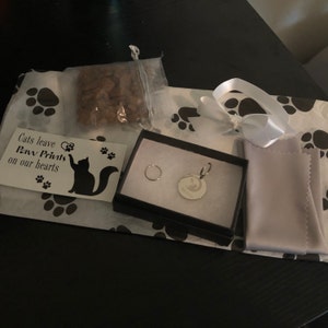 Dimitri added a photo of their purchase