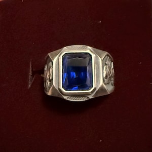 Cheyenne added a photo of their purchase