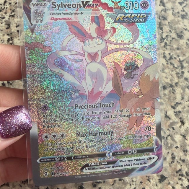 Sylveon VMAX - Evolving Skies - 212/203 / Secret Rare - Perfect