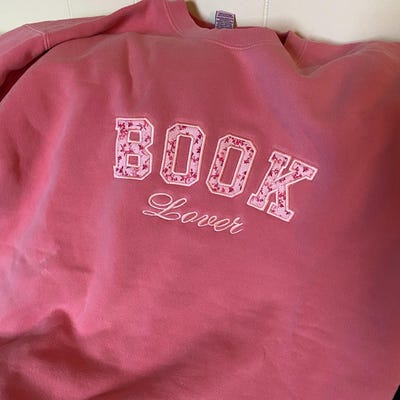 Read More Books Sweatshirt Book Sweatshirt Bookish Merch Reader Gifts ...