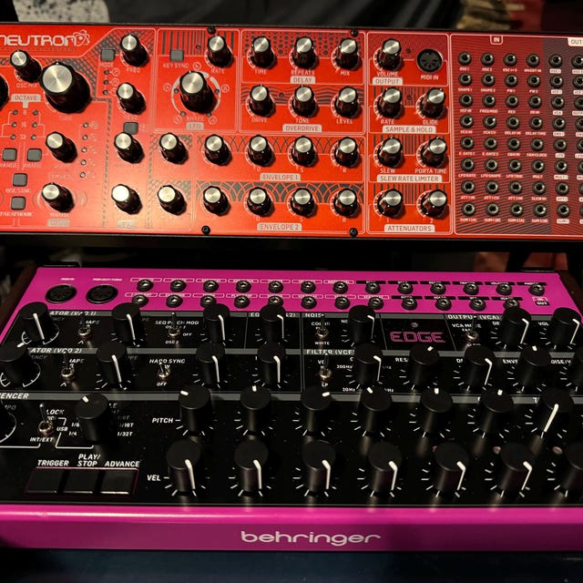 STAND for BEHRINGER BEHRINGER Eurorack Case Format Instruments And 