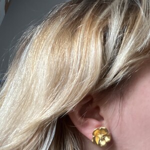 Daiana Tont added a photo of their purchase