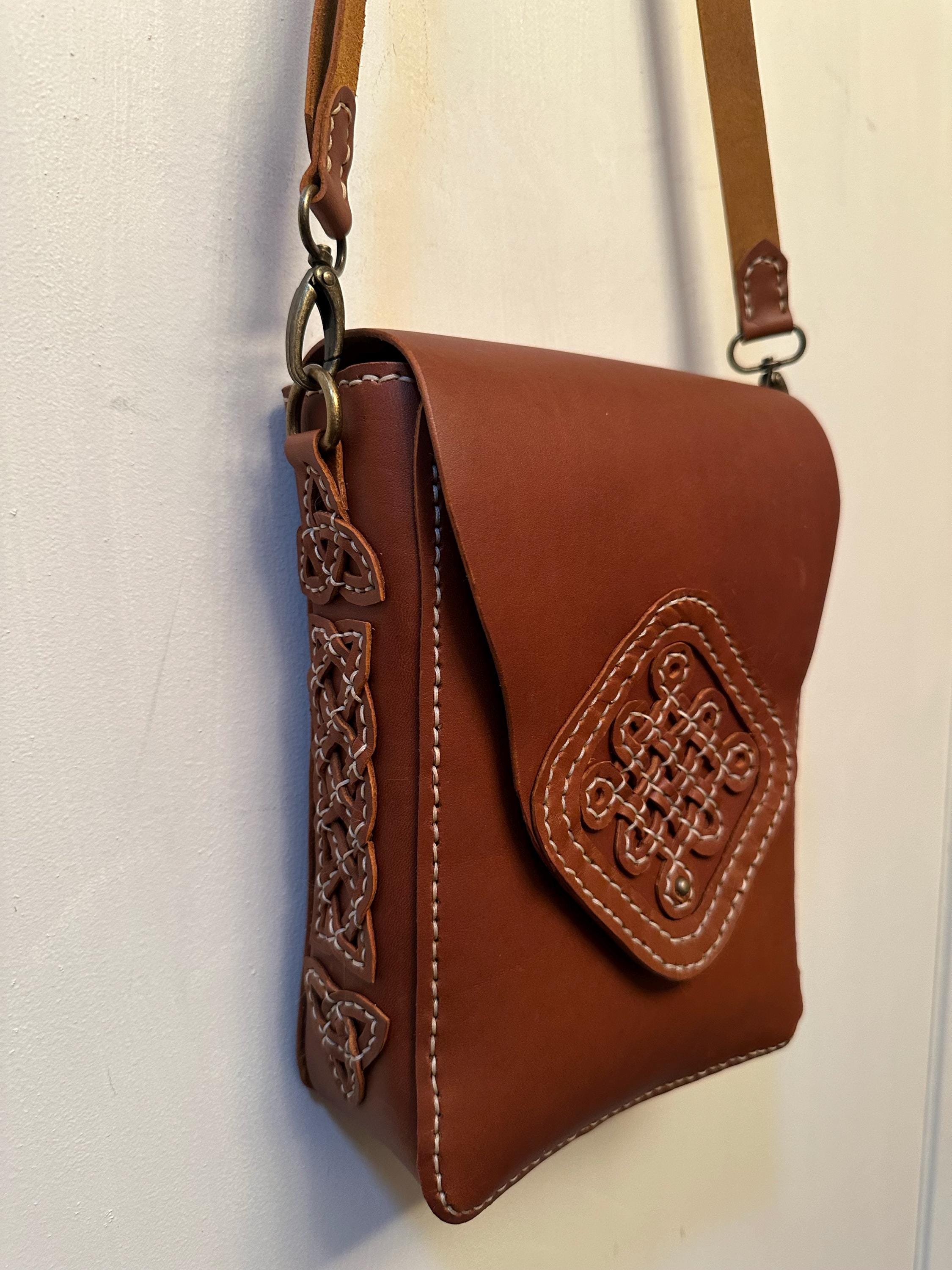 Leather bag pattern PDF - with Celtic knots - by LeatherHubPatterns