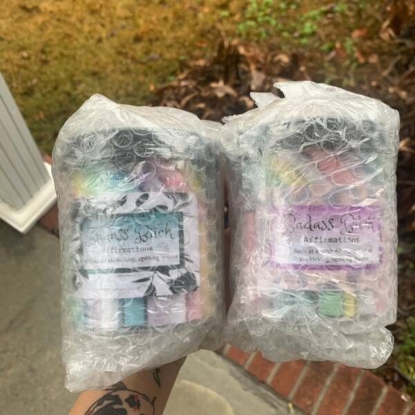 Bible Verses Color-coded Affirmation Jar - 60 Scrolls in Pastel Colors ...
