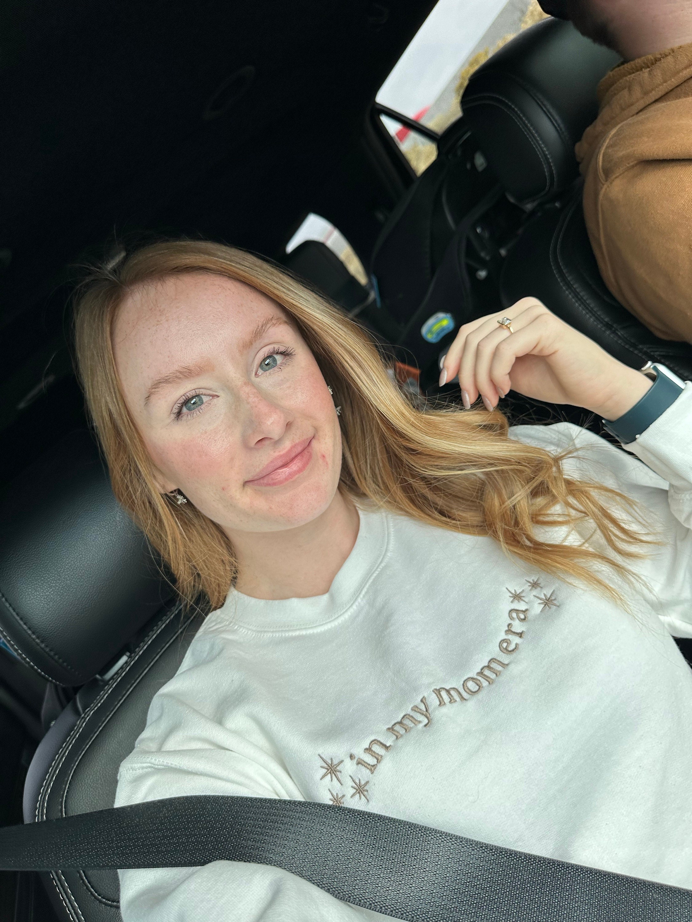 Embroidered In My Mom Era Crewneck || Minimal Crewneck || Mom Sweatshirt || Trendy Mom Apparel || Mother&#39;s Day || Embroidered Pullover