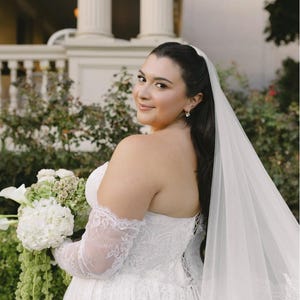 Anakaren Lozano added a photo of their purchase