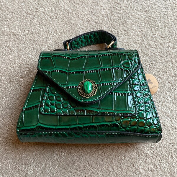 VINTAGE ASYMMETRICAL RUFFLE CLOUD CLUTCH BAG