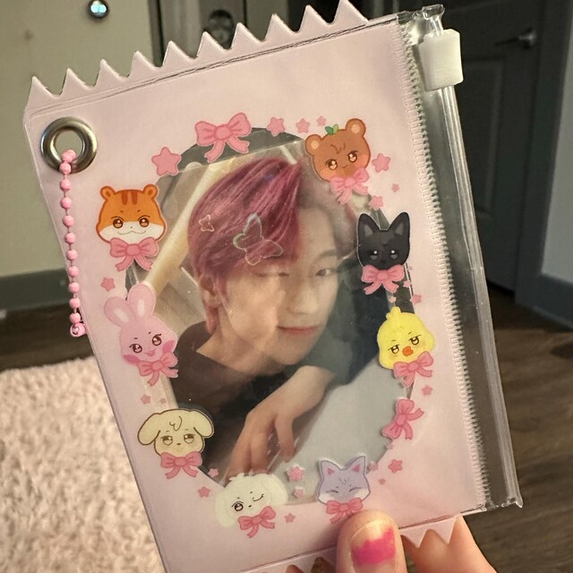 Ateez San Pink Photocards, Memorable Moments Collectibles, Stan