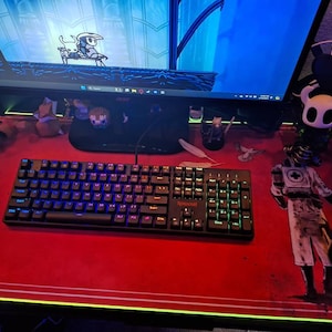 Leona added a photo of their purchase